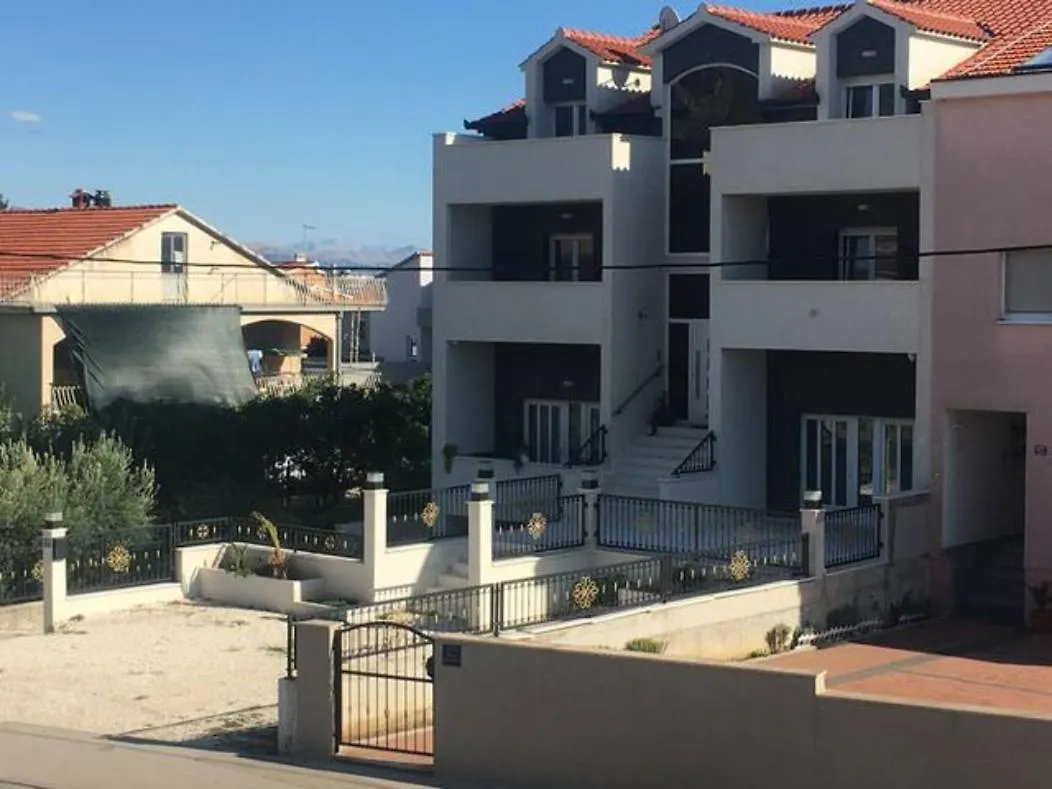 Villa Loren Kastela