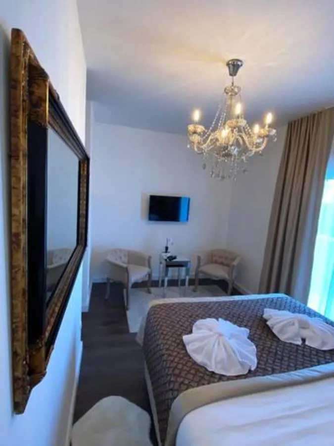 Villa Loren Kastela Apartment