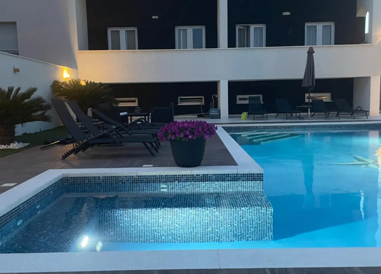 Apartment Villa Loren Kastela